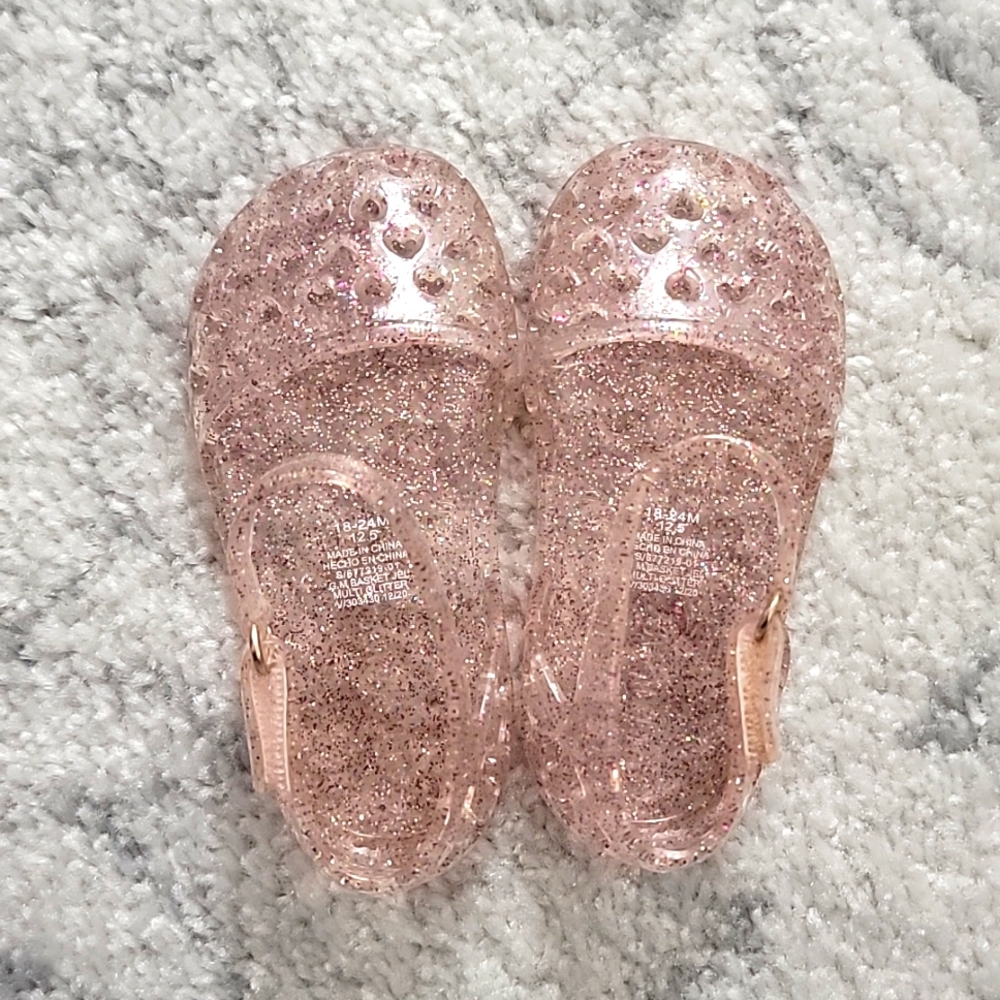 Sparkle pink Old navy Jellie shoes/sandals for girls, size 18 to 24 months.